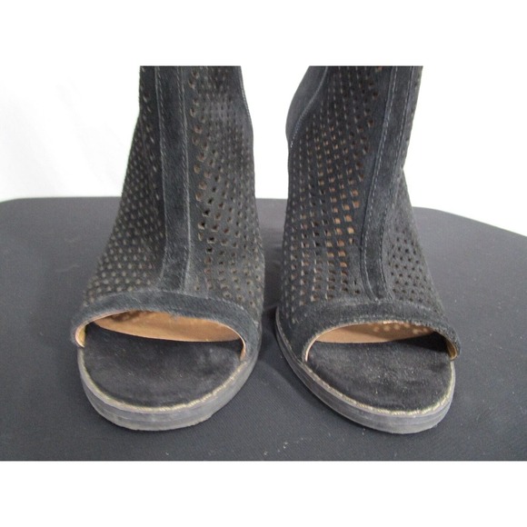 EUC! Lucky Brand Lakyn Black Perforated Suede High Heel Sandal Booties Sz 7M - Picture 3 of 11